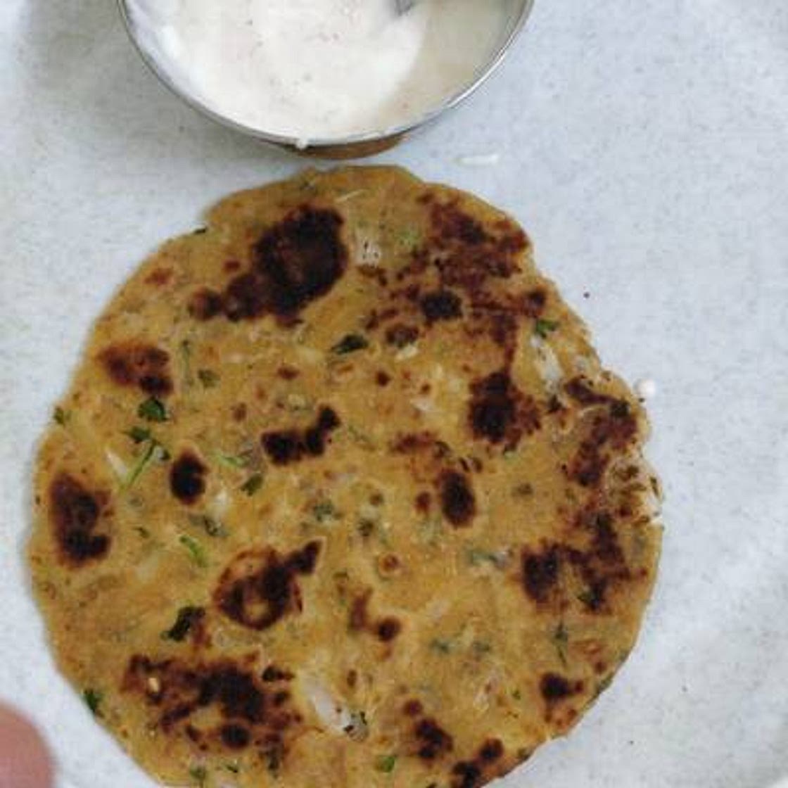 प्याज धनिया का पराठा (pyaj dhaniya ka paratha recipe in hindi)