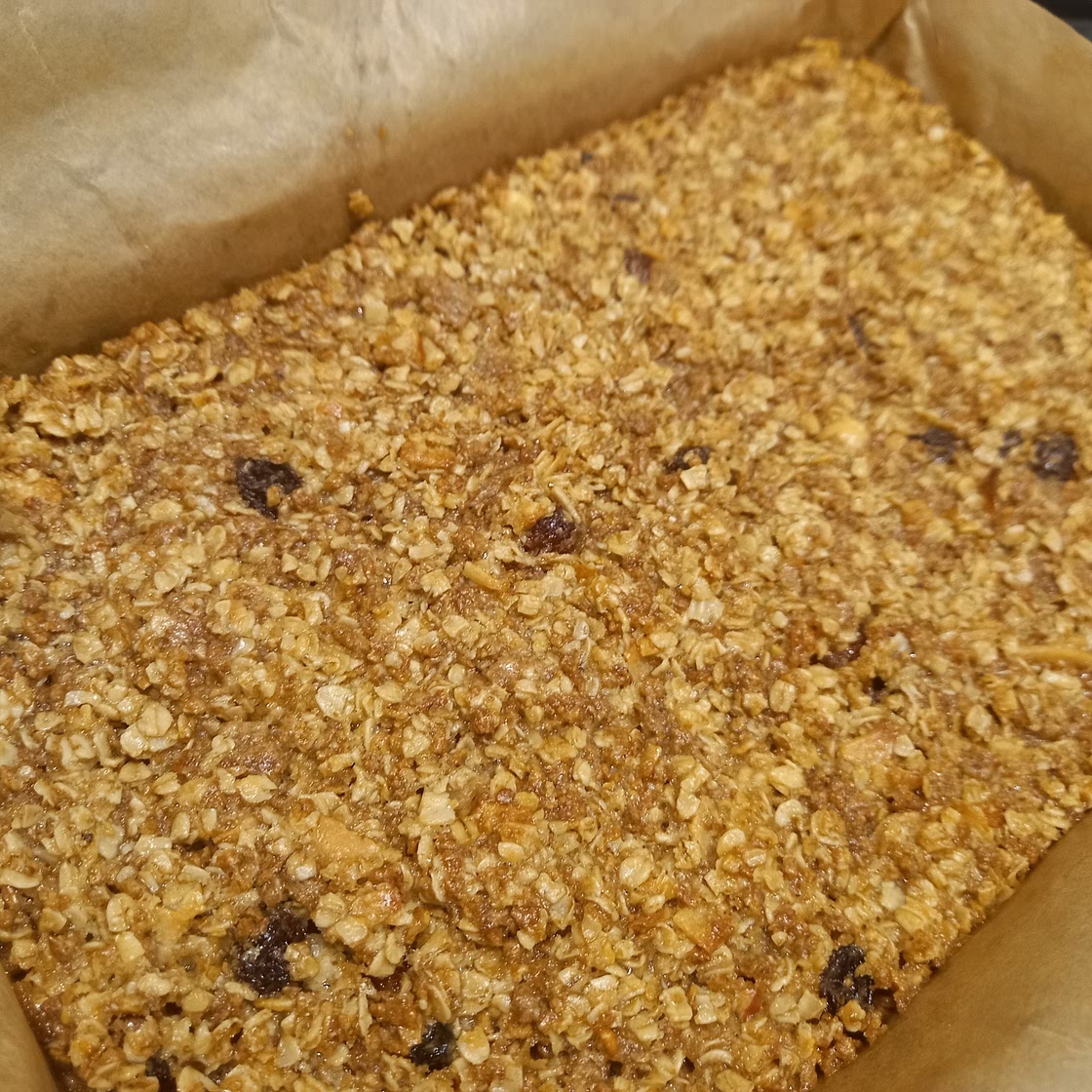 Leftover fruit and fibre flapjacks