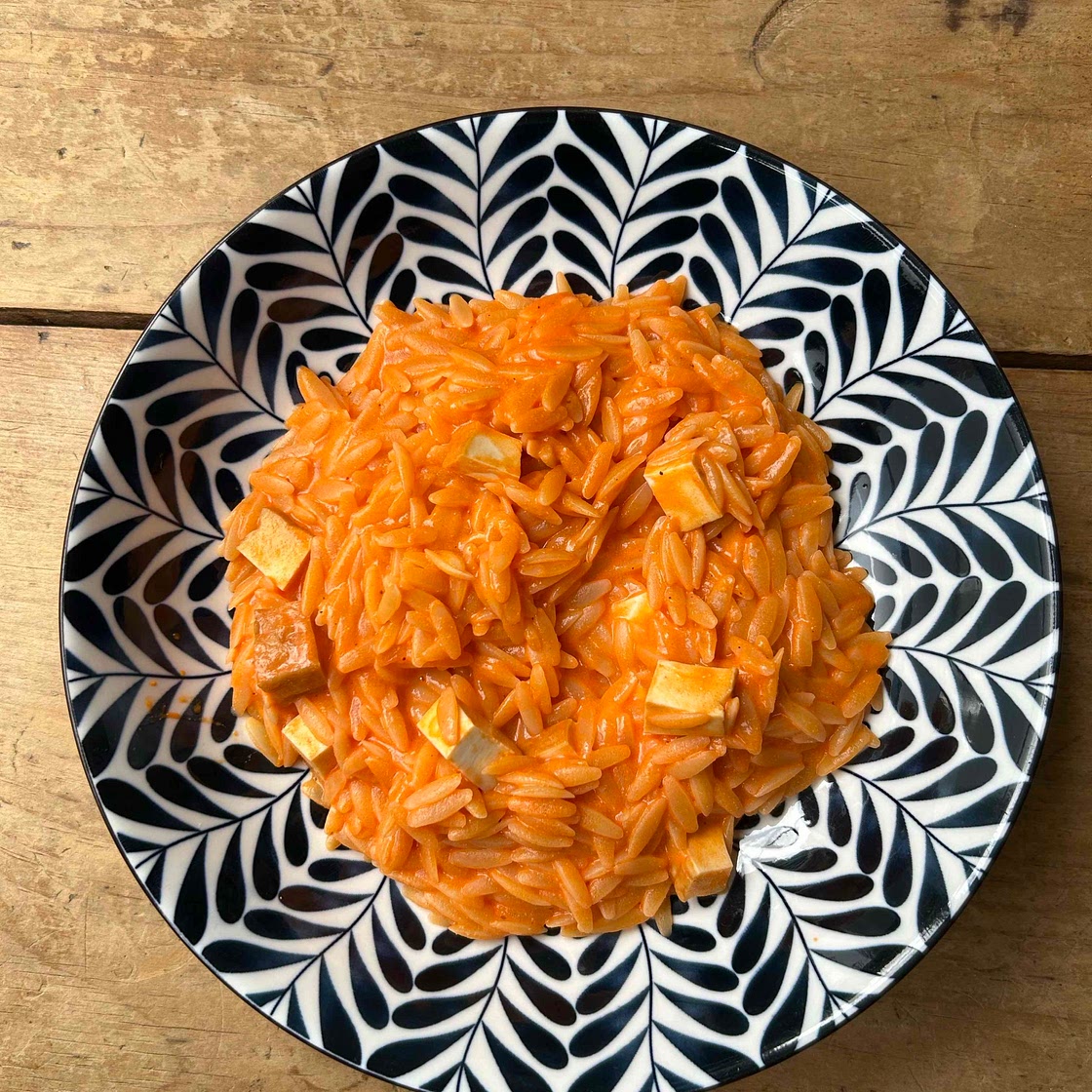 Roasted pepper and feta pasta