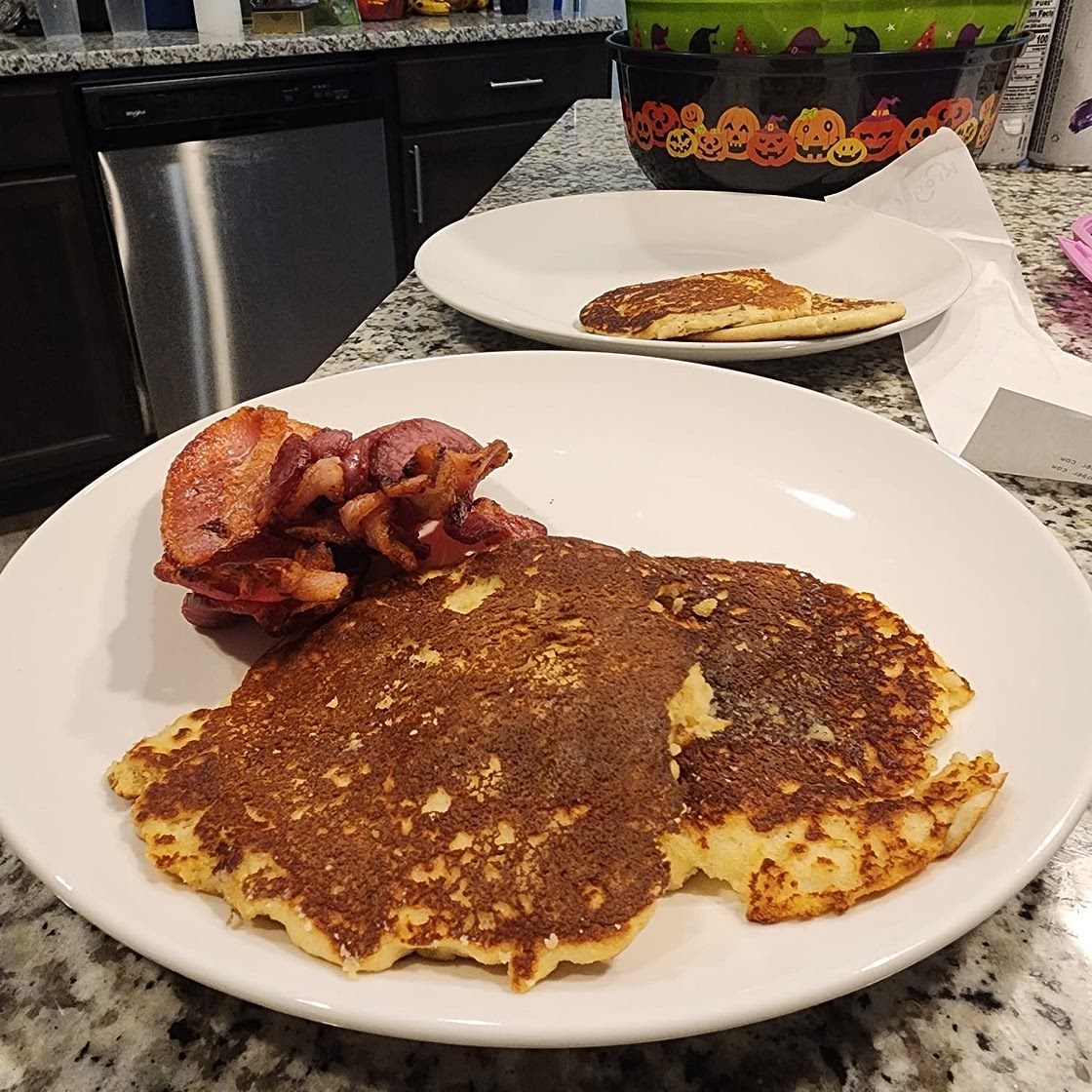 Keto-Friendly Fluffy Pancakes