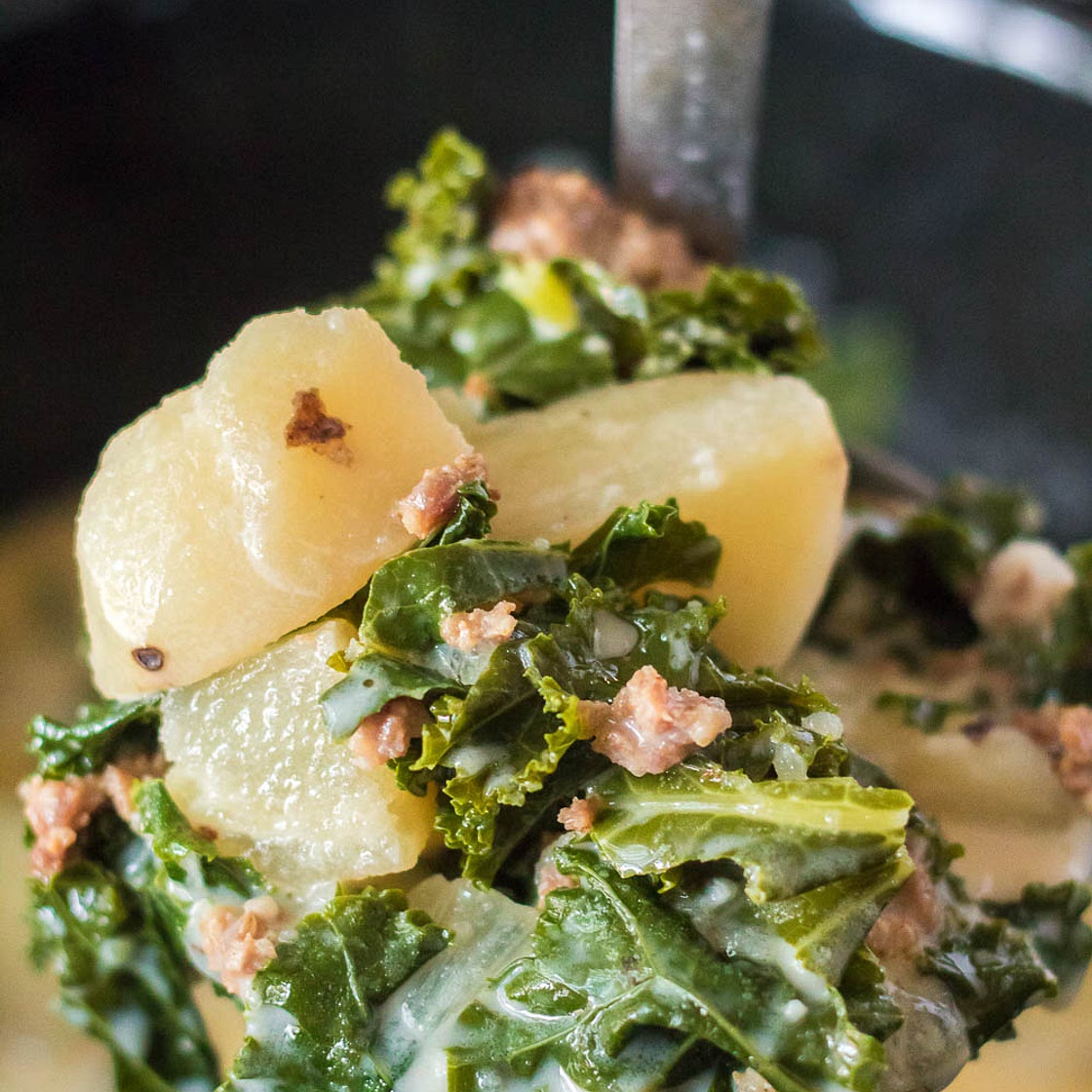 SLOW COOKER ZUPPA TOSCANA