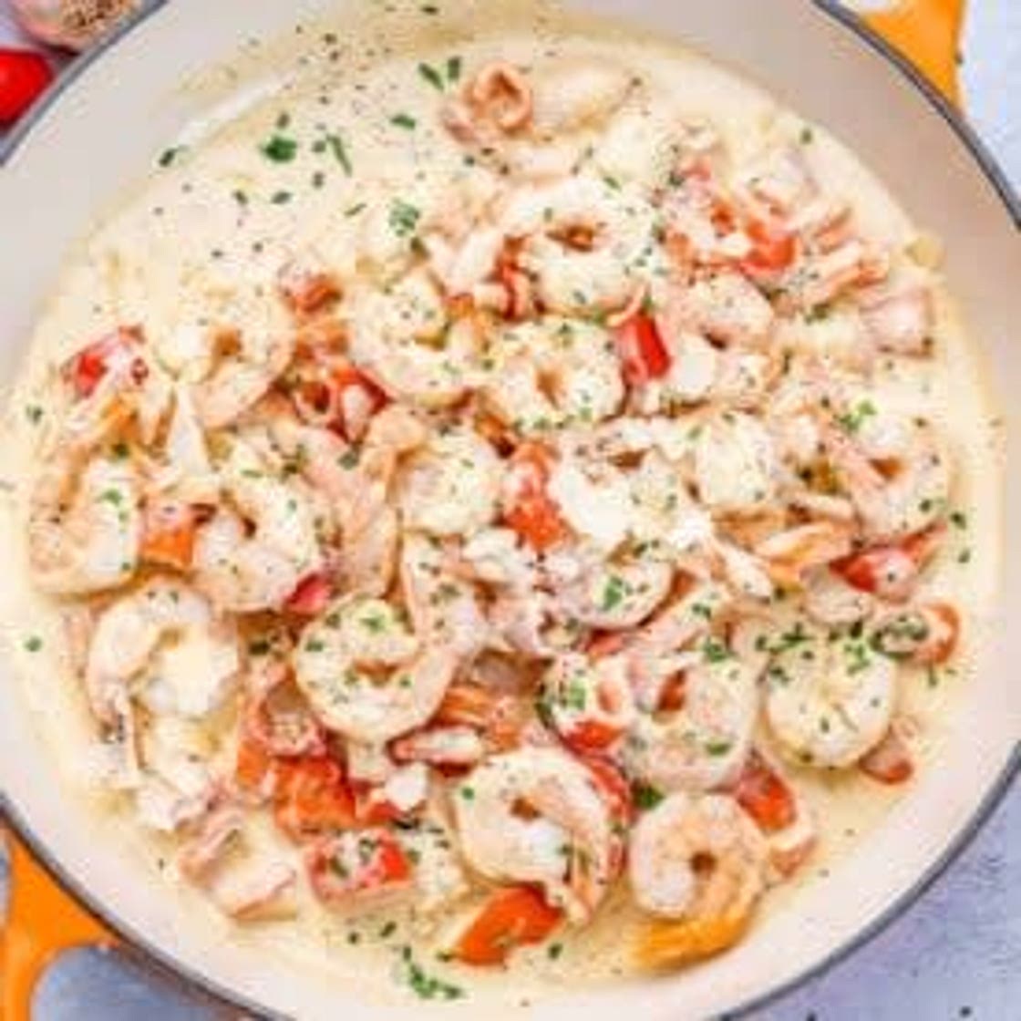 Creamy Garlic Shrimp Skillet