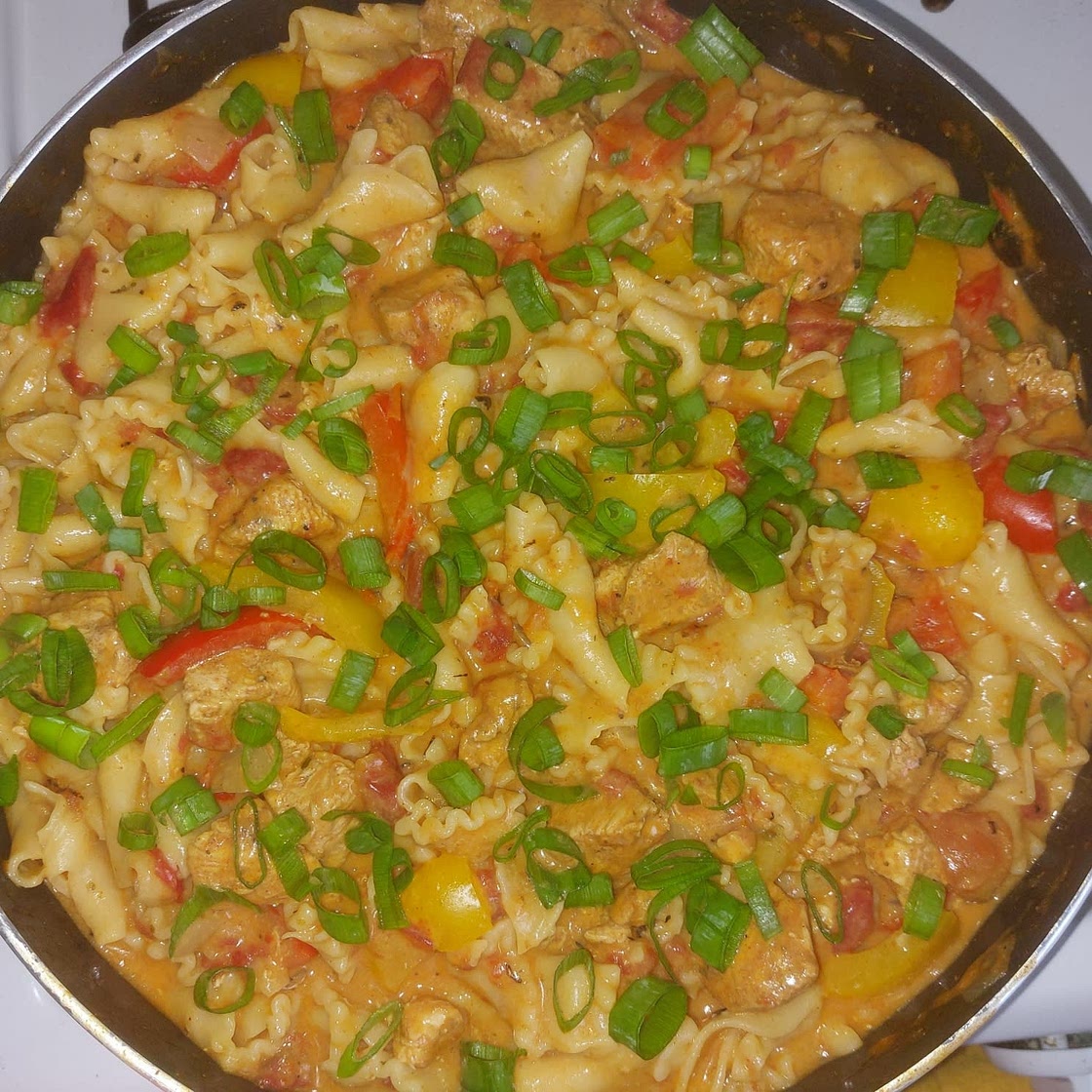One Pot Creamy Cajun Chicken Pasta