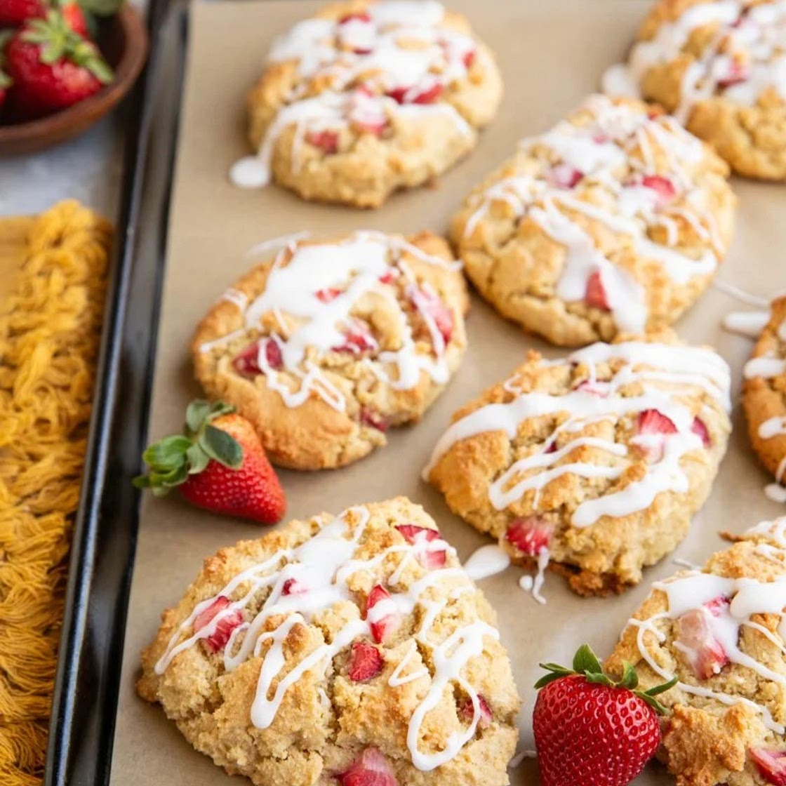 Almond Flour Strawberry Scones