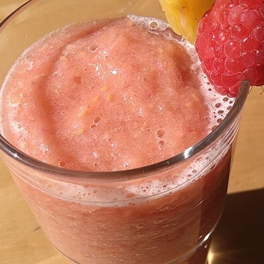 Himbeer-Ananas-Smoothie