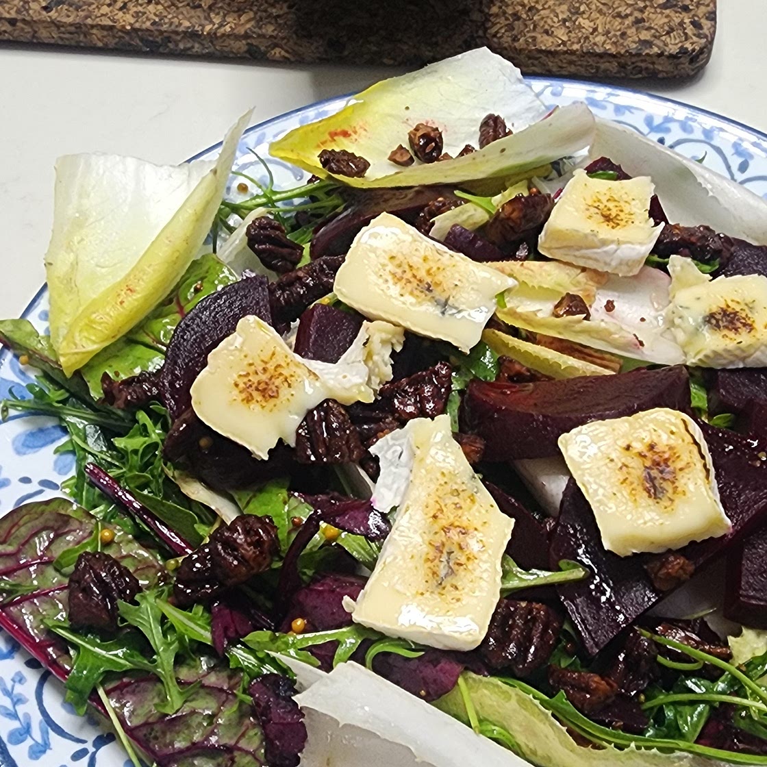 Beets salad with mix baby leaves