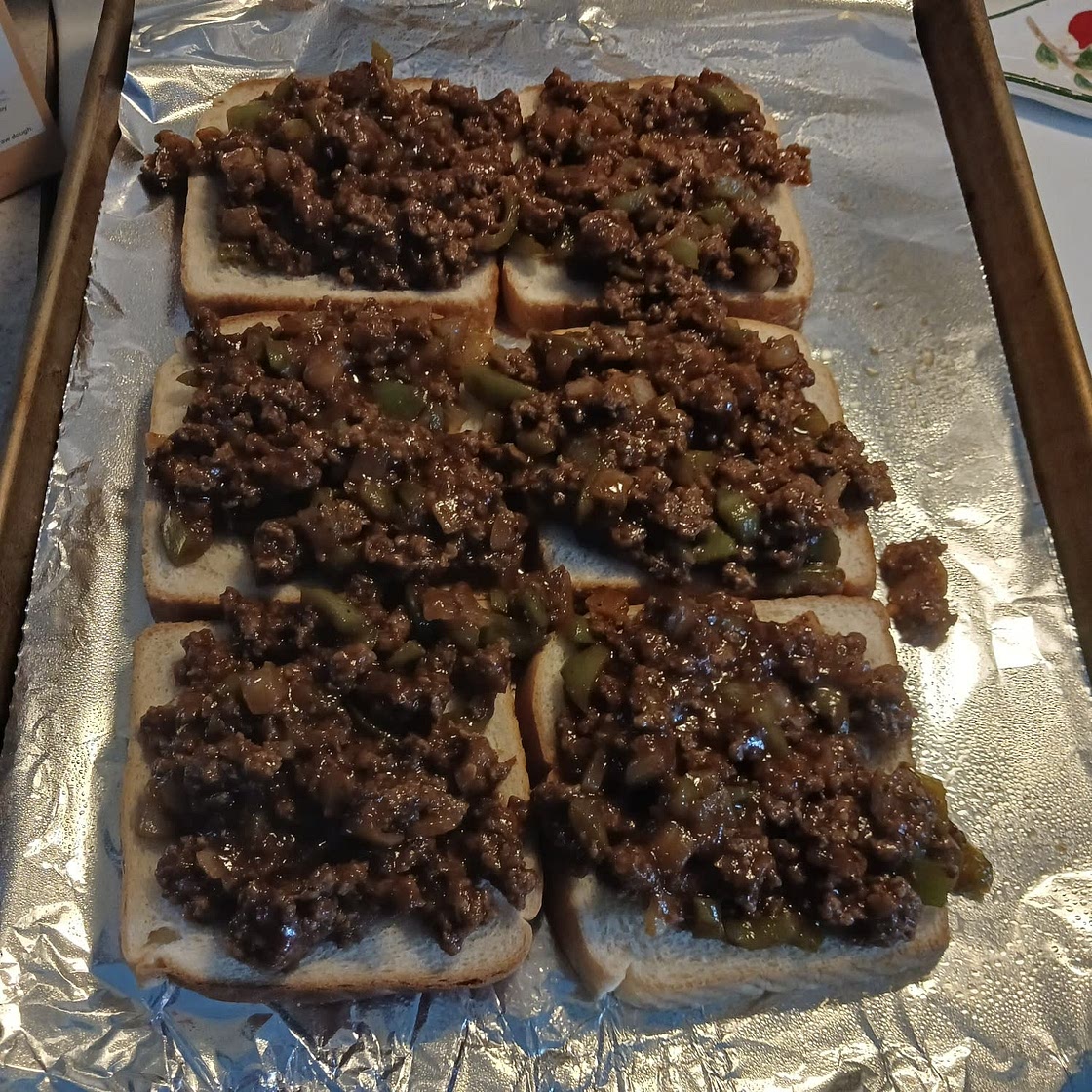 Philly Cheese Steak Sloppy Joes