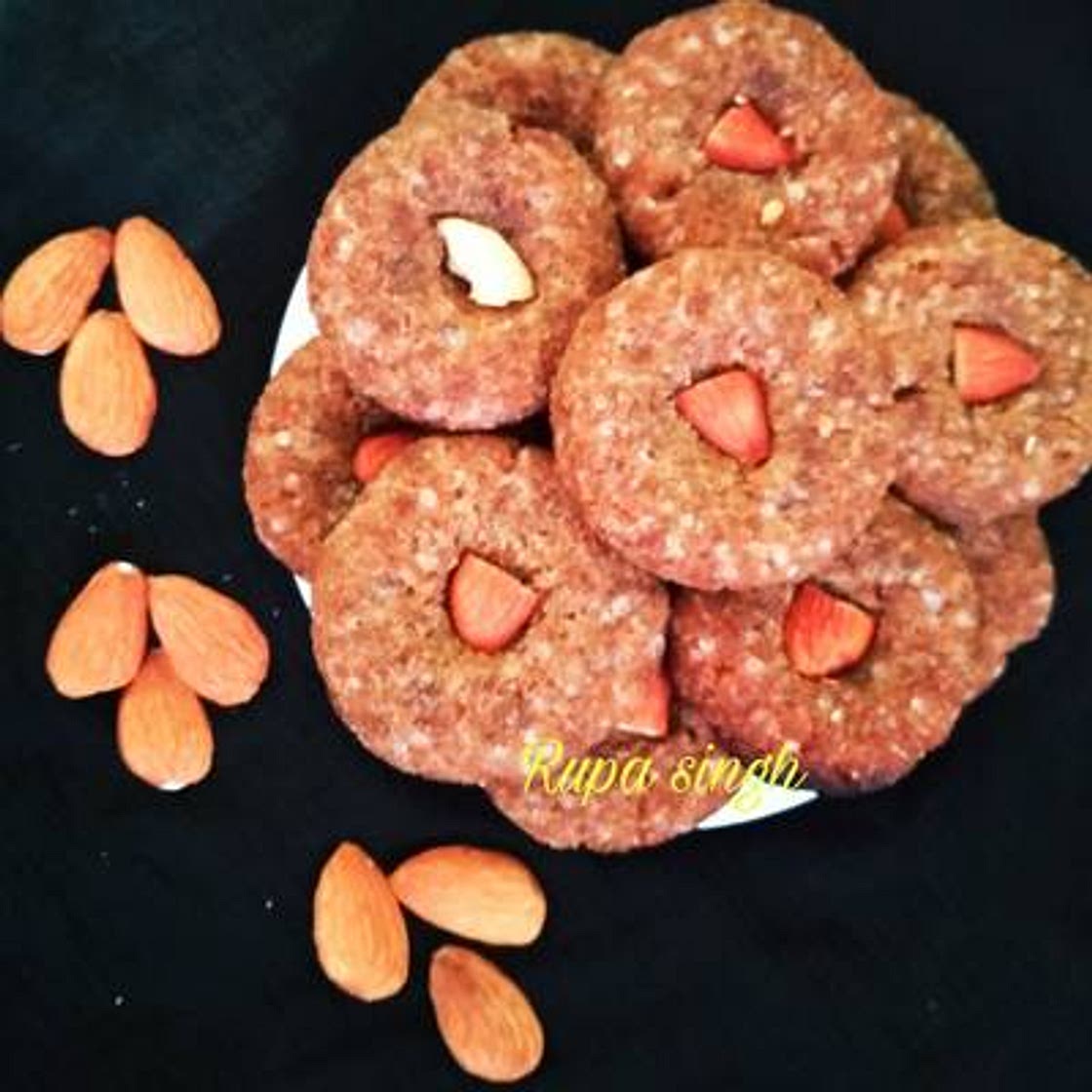 ब्रेड की बिस्कुट (bread ki biscuit recipe in hindi)