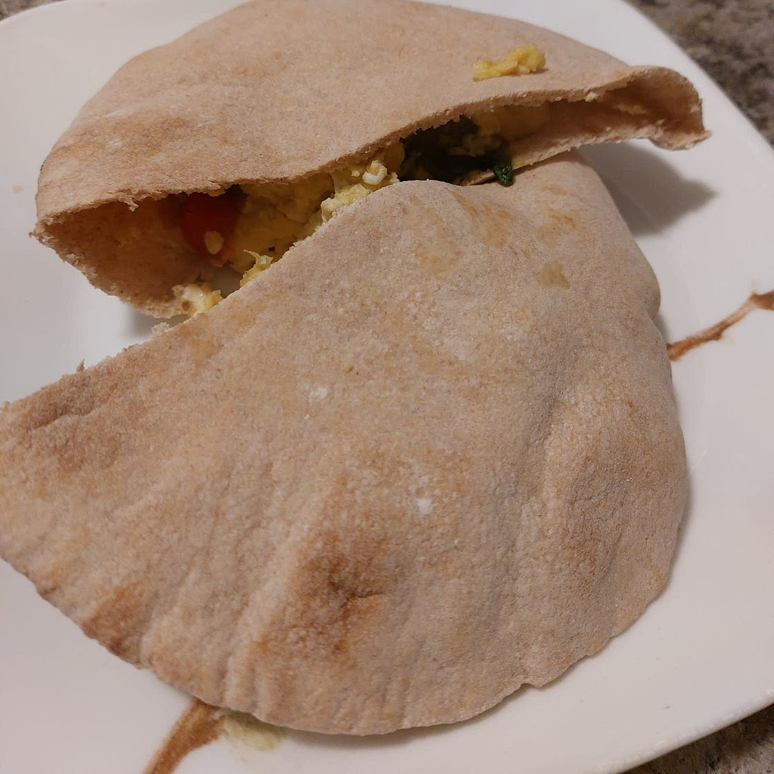 Greek-Style Breakfast Pitas