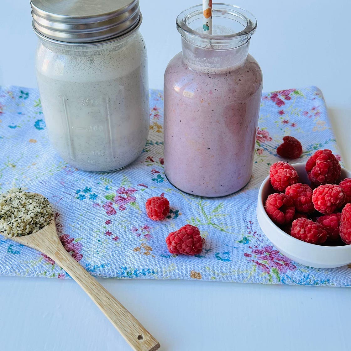 Hemp Milk and Hemp Berry Smoothie 