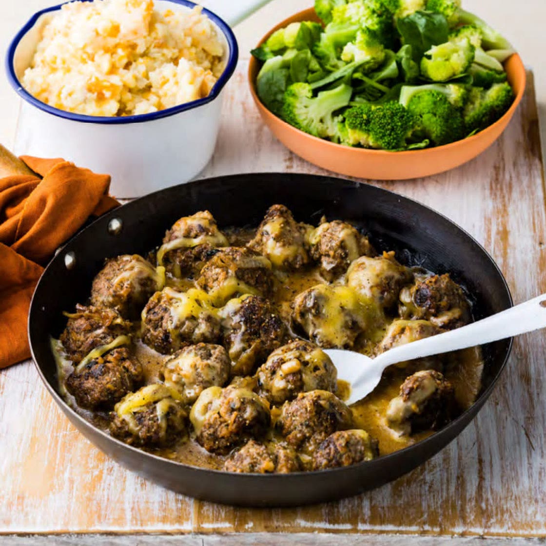 CHEESY FRENCH ONION MEATBALLS