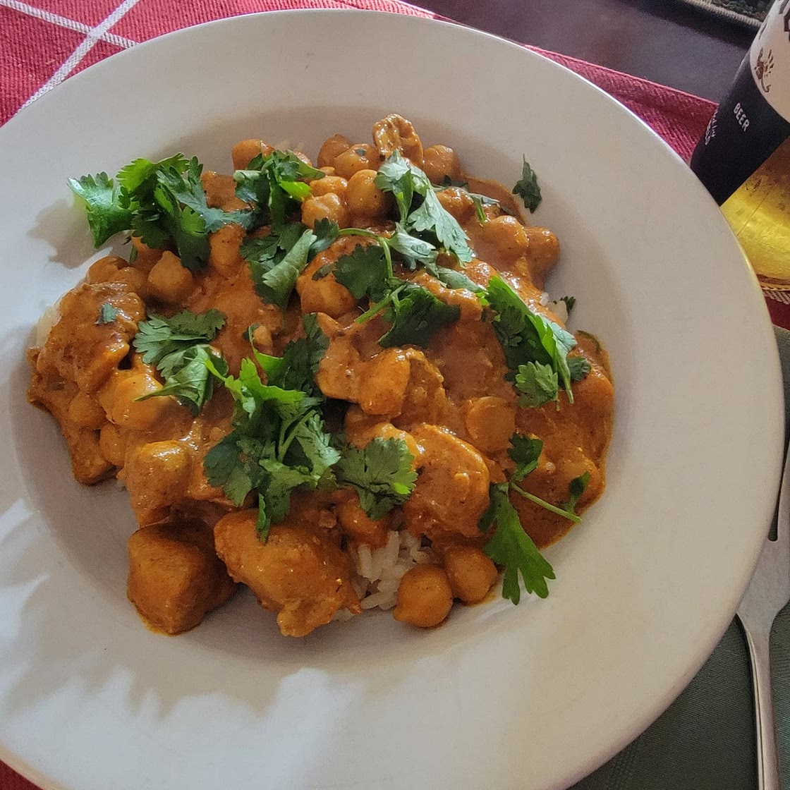 Creamy Chickpea Chicken Curry