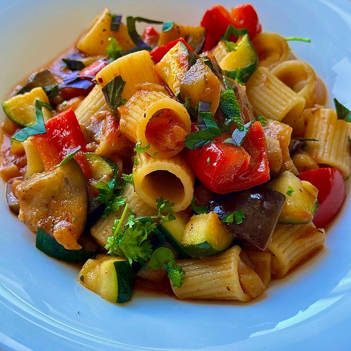 One Pan Mediterranean Veg Pasta 
