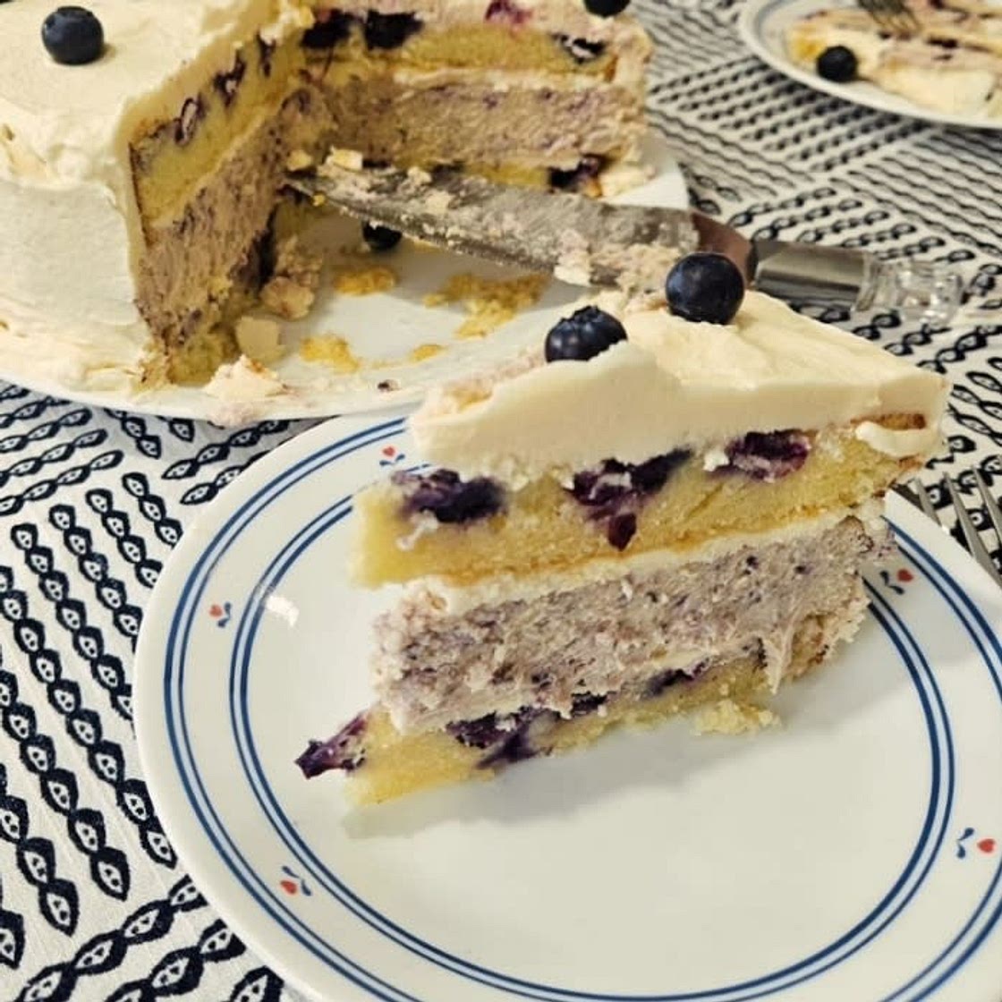 Lemon Blueberry Cheesecake Cake