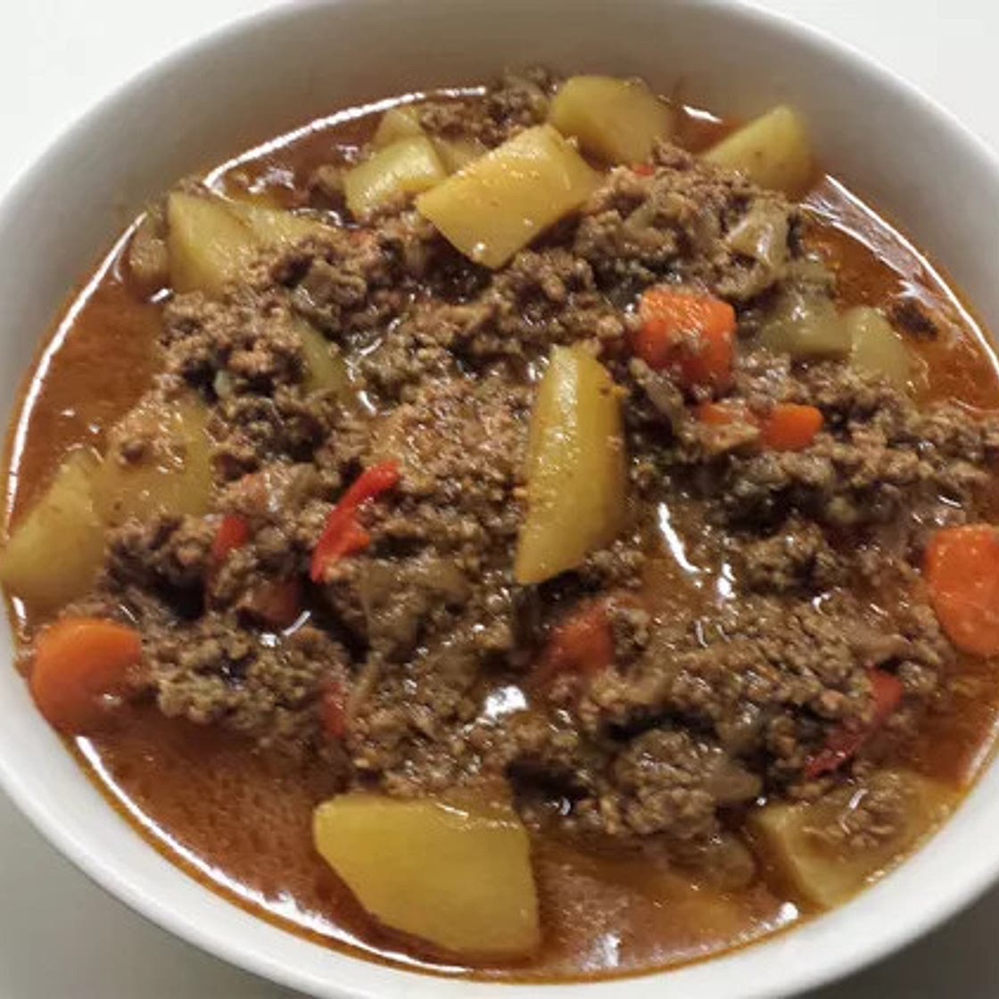 Crockpot Ground Beef Goulash
