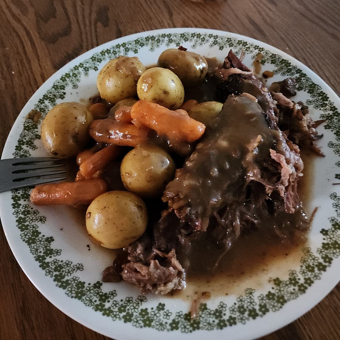 The Easiest Fall-Apart Pot Roast in Crock Pot (Slow Cooker)