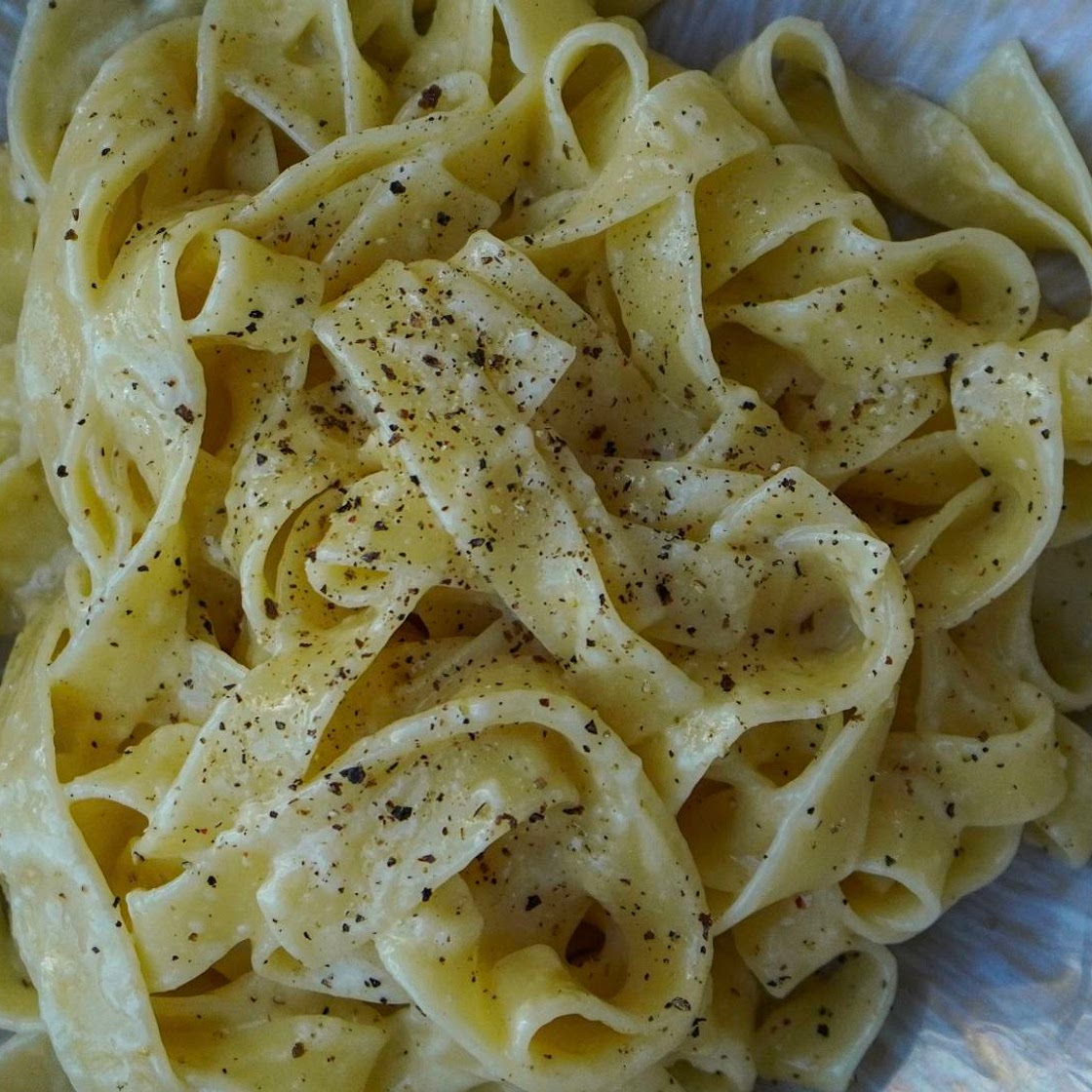 FETTUCCINE ALL'ALFREDO
