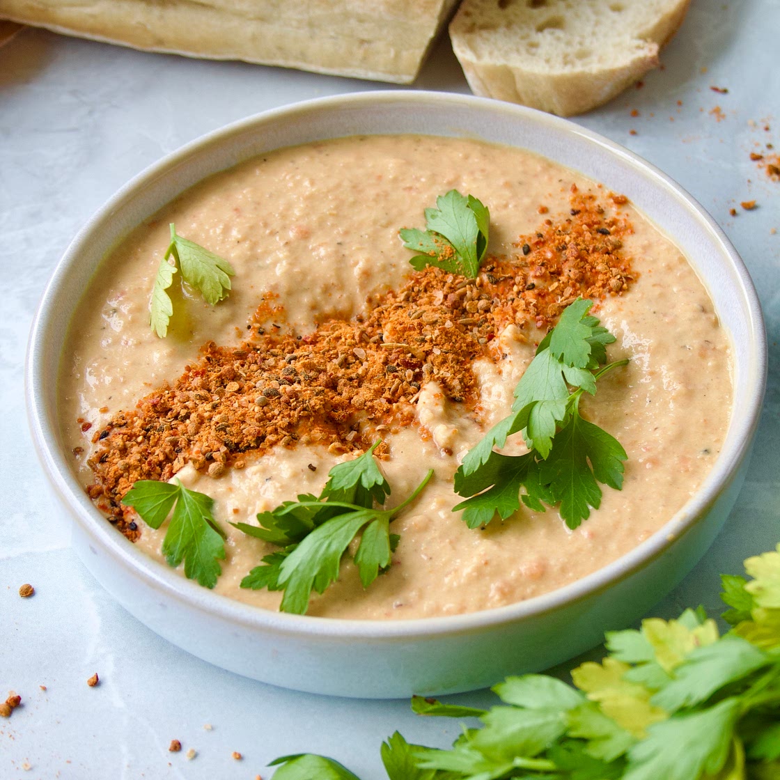 Creamy high-protein lentil hummus
