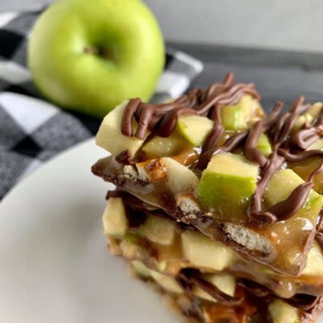 Green Apple Chocolate Bark Dessert