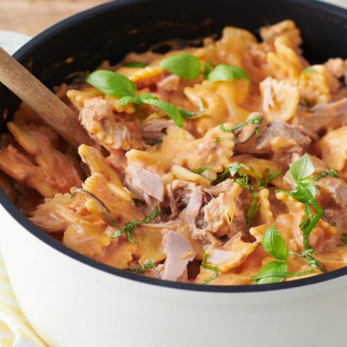 One Pot Pasta mit Thunfisch
