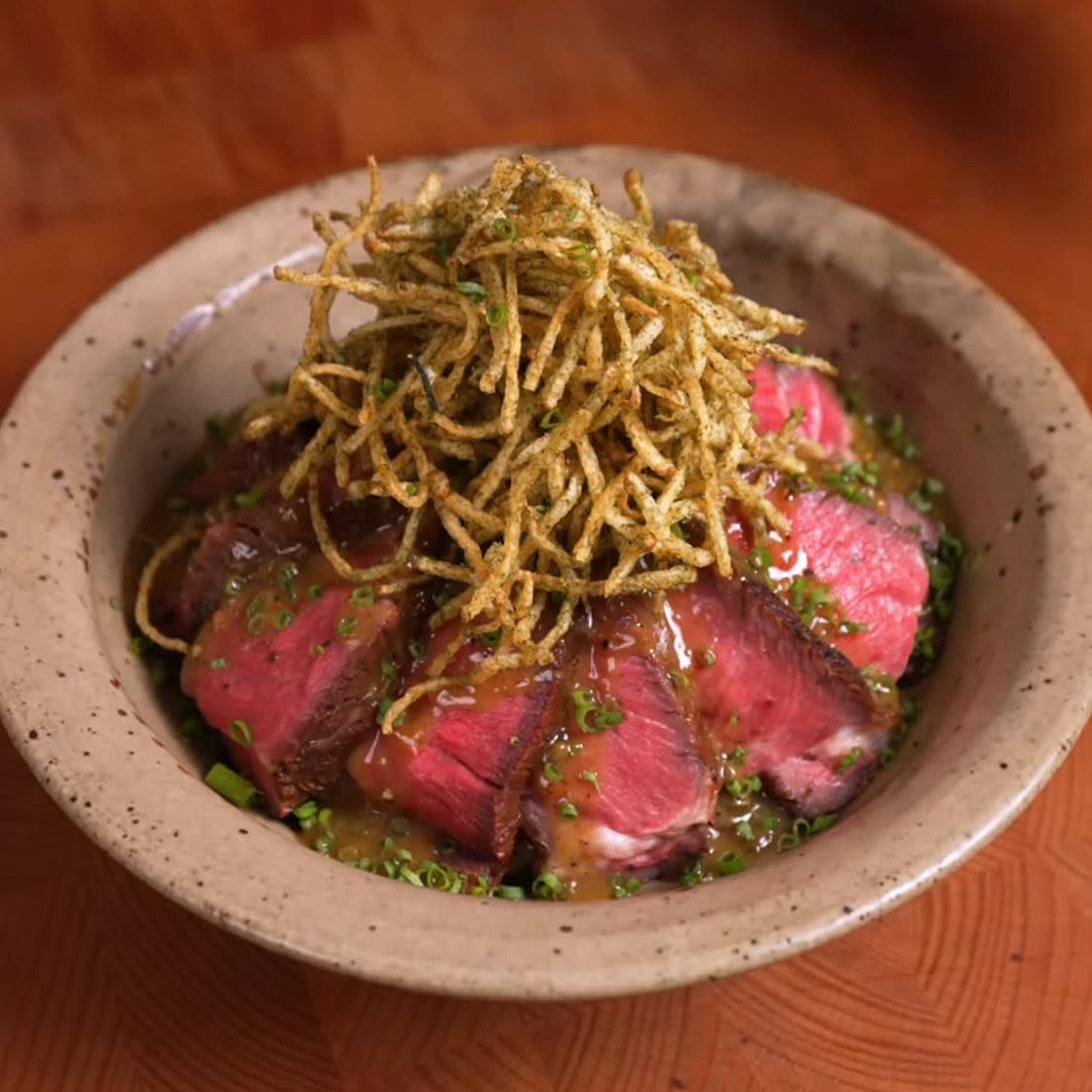 Steak au poivre rice bowl