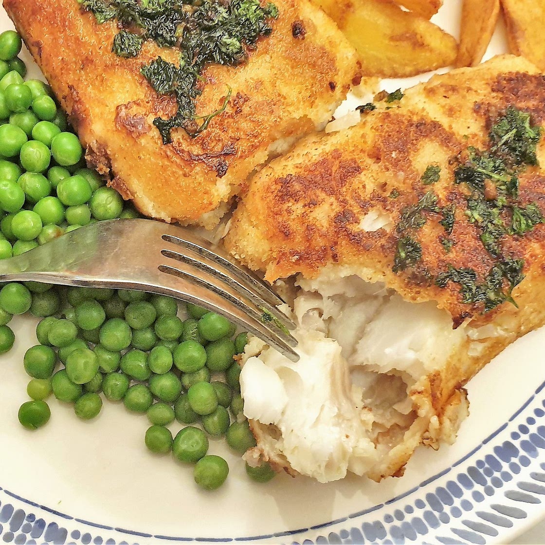 Fish Milanese with a garlic and parsley sauce