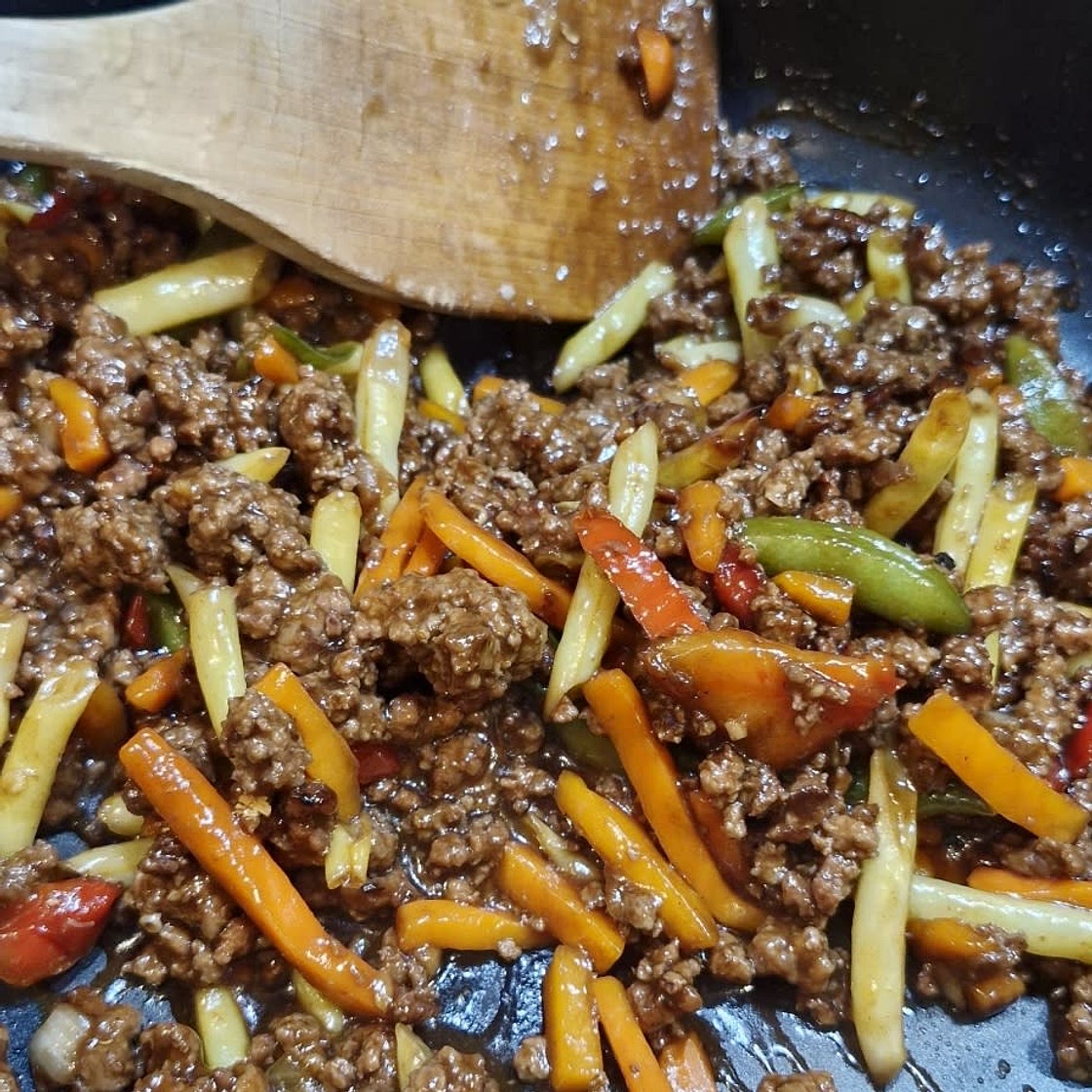 Sticky Beef Mince Stir Fry