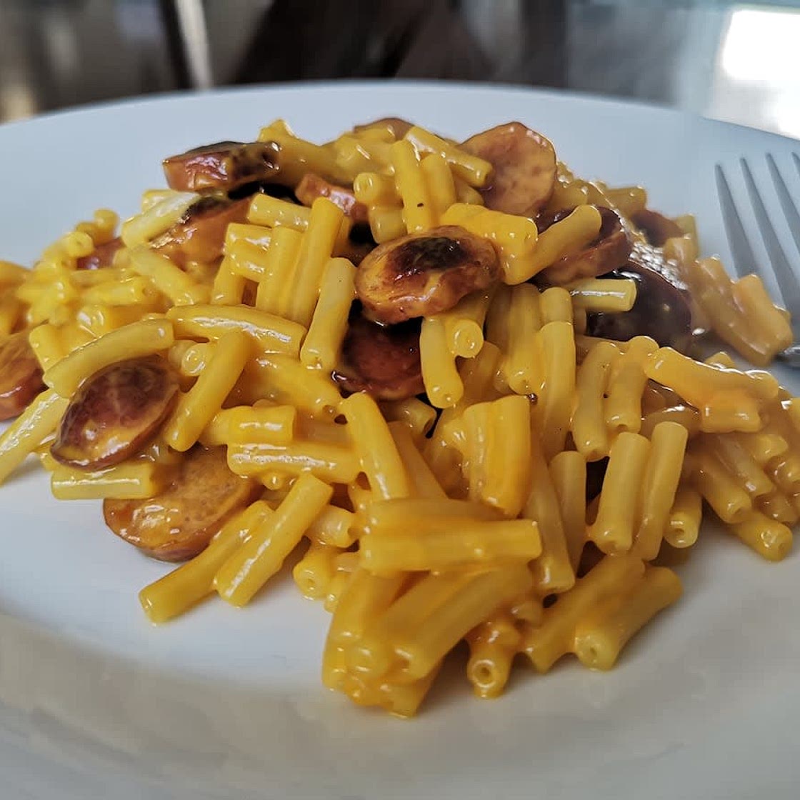 Mac n cheese with weenies