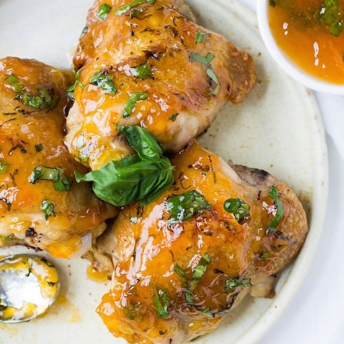 30-Minute Apricot Glazed Chicken Thighs