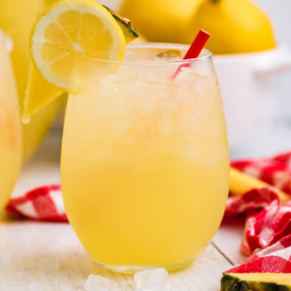 Pineapple Vodka Lemonade