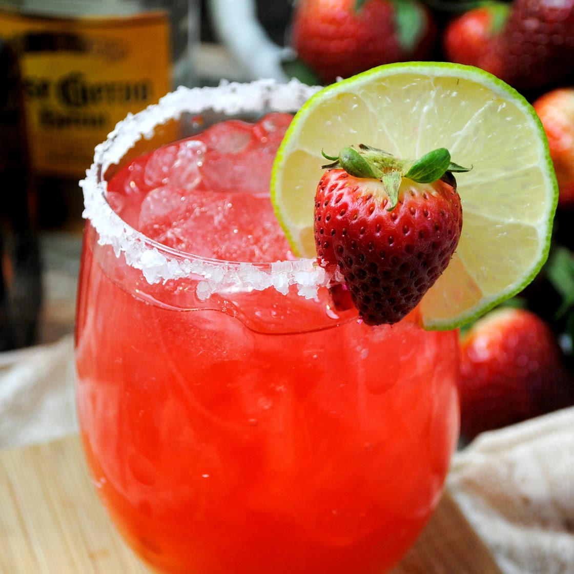 Fizzy Strawberry Margarita PUNCH!