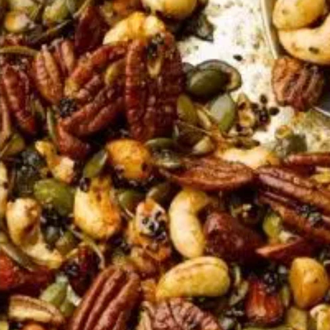 Spicy nuts - Ottolenghi