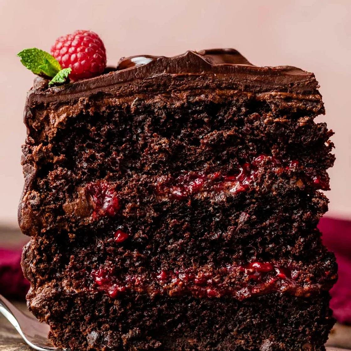 Chocolate Raspberry Cake