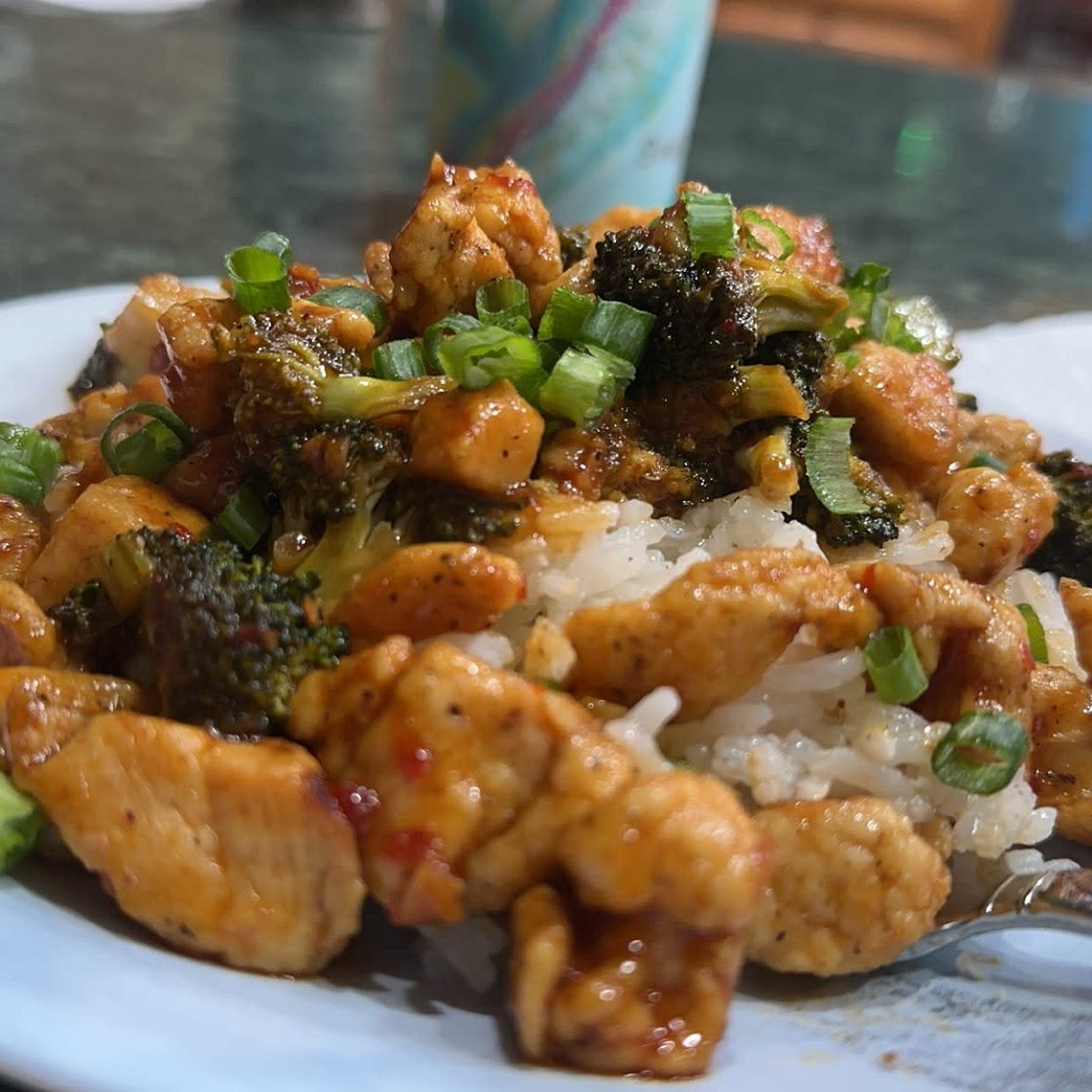 Spicy Hoisin Chicken & Broccoli with Garlic Rice