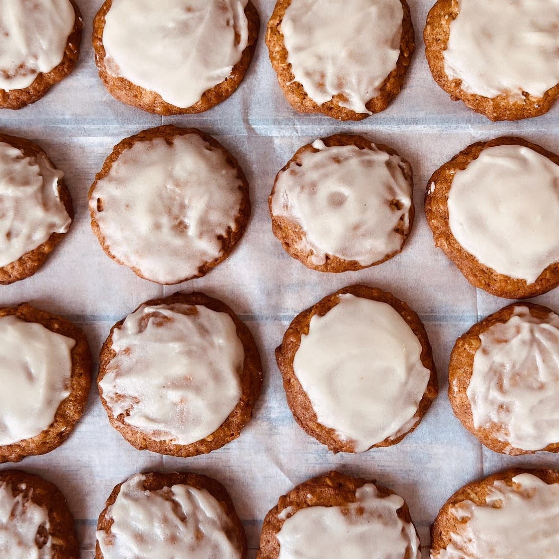 Maple Iced Oatmeal Cookie Recipe