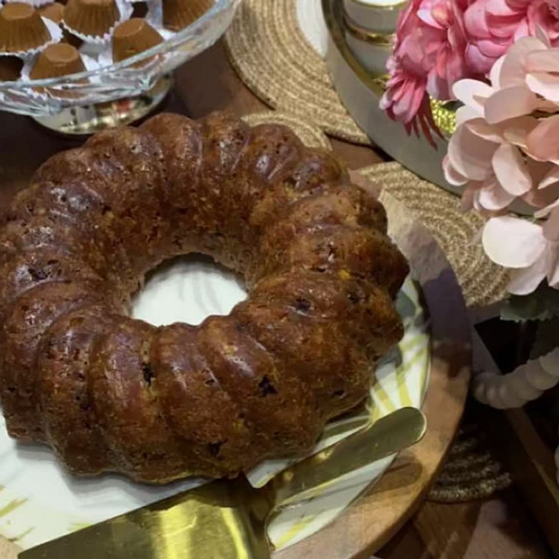 EASY BANANA BREAD