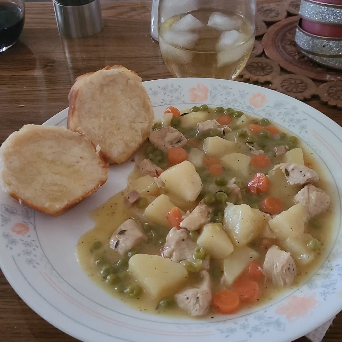 Crock-Pot Chicken and Dumplings