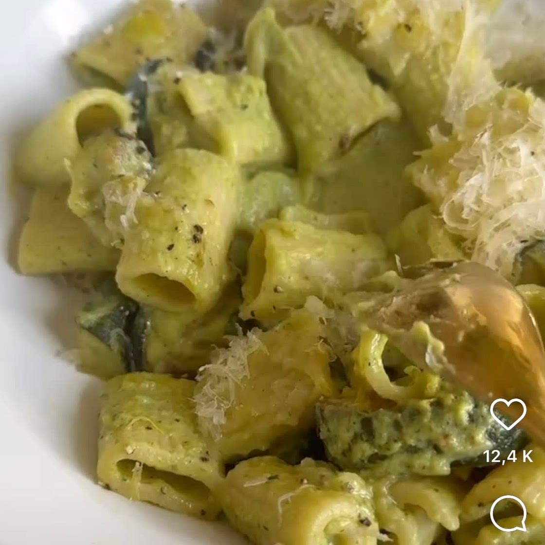 Pâtes à la crème de courgettes 