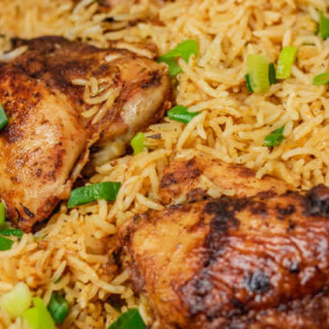 Almuerzo pollo y arroz