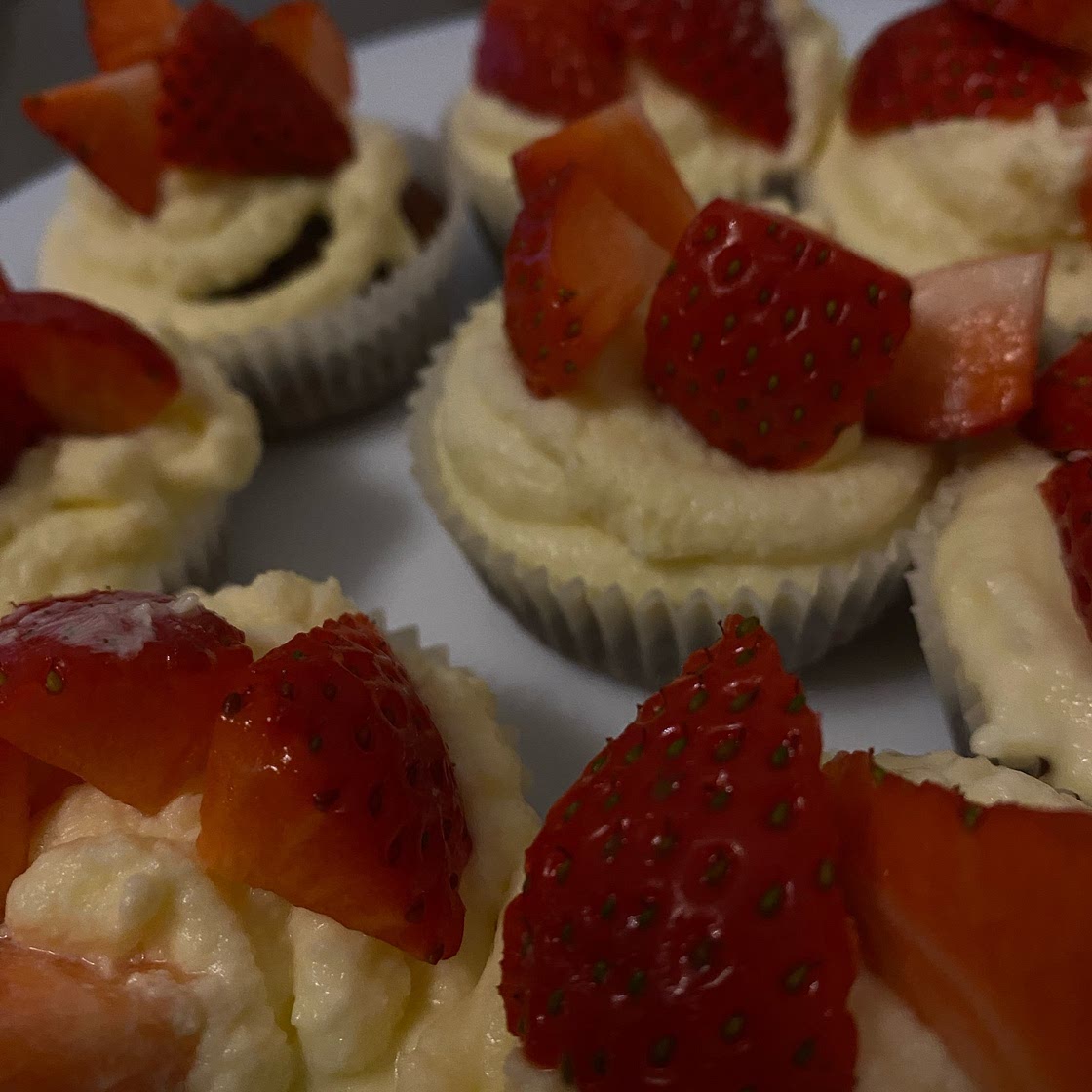 Strawberries and Cream Cupcakes
