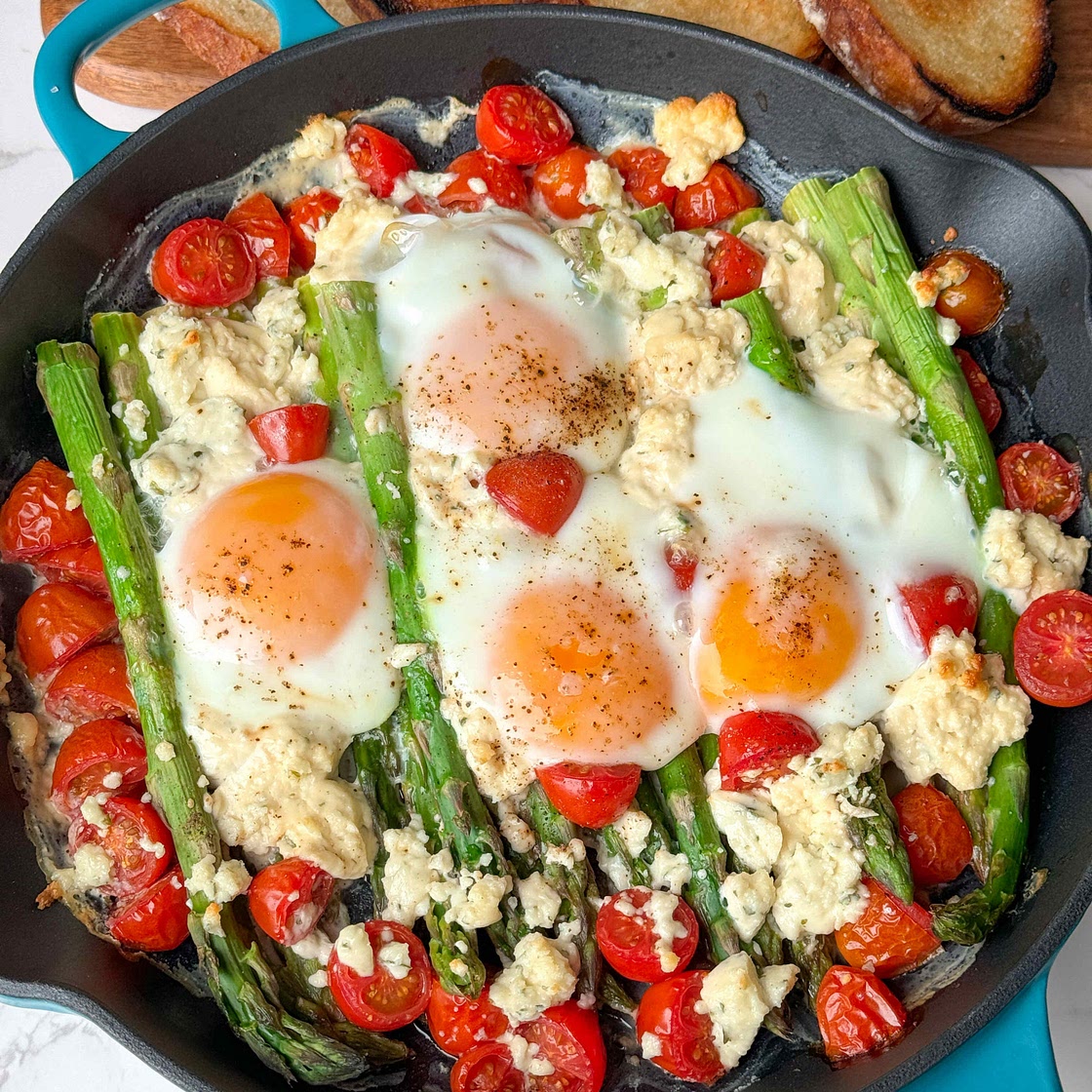 Oven Roasted Asparagus With Tomatoes, Eggs and Boursin cheese 