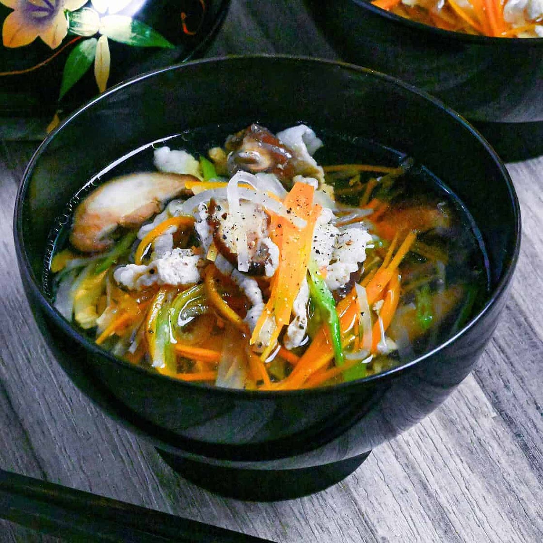 Easy Sawaniwan (Japanese Vegetable and Pork Soup)