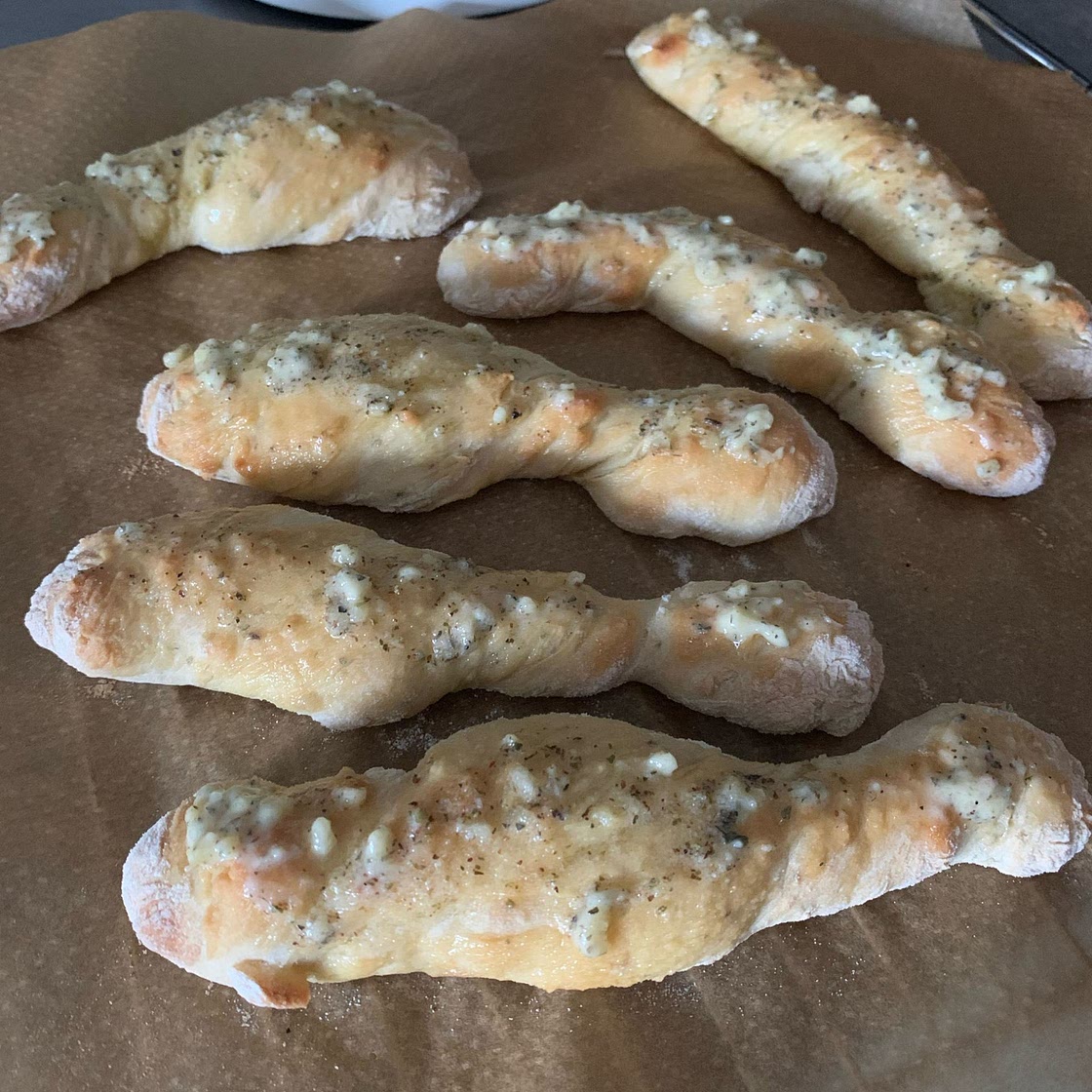 Garlic Butter Breadsticks