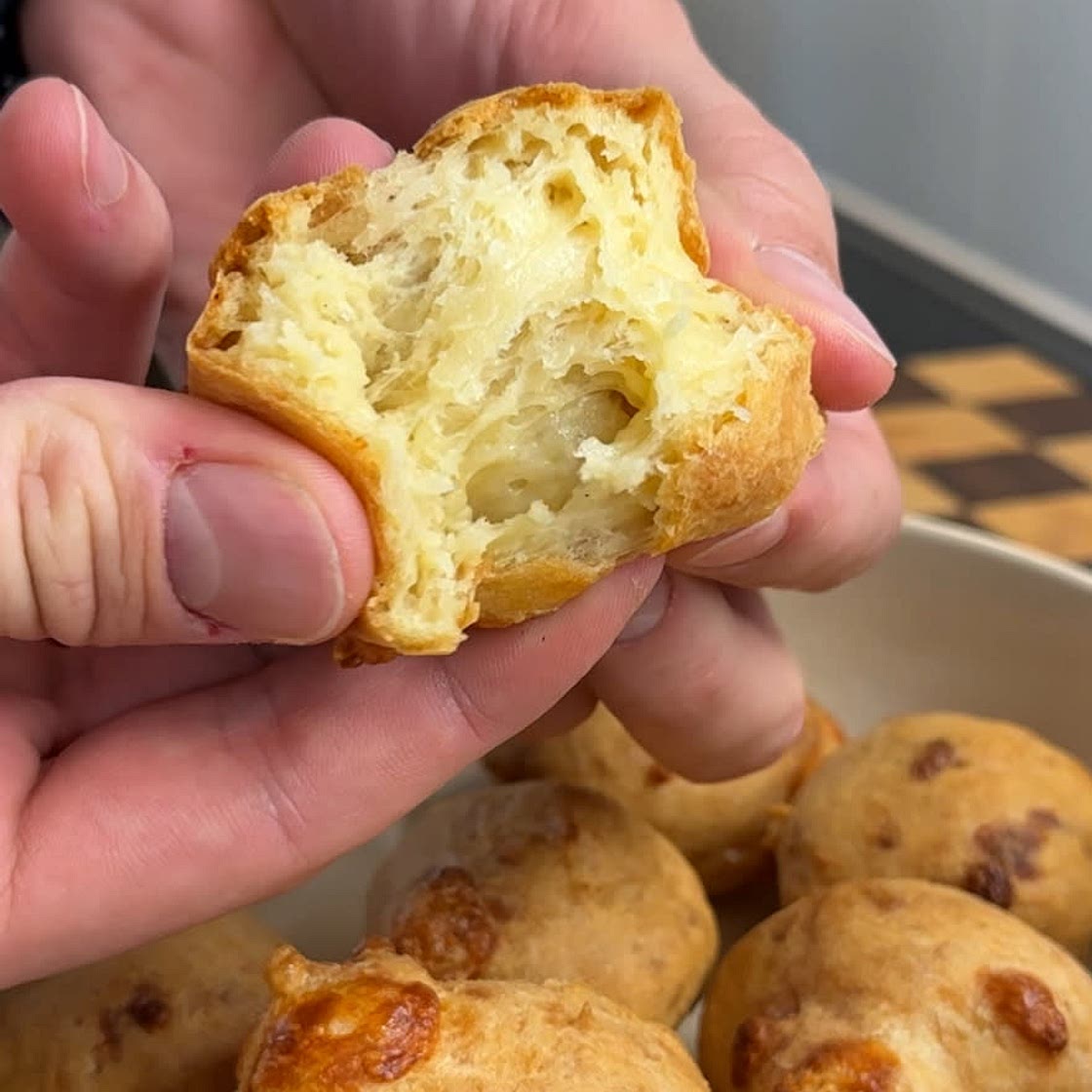 Pão de Queijo - Brazilian Cheese Bread