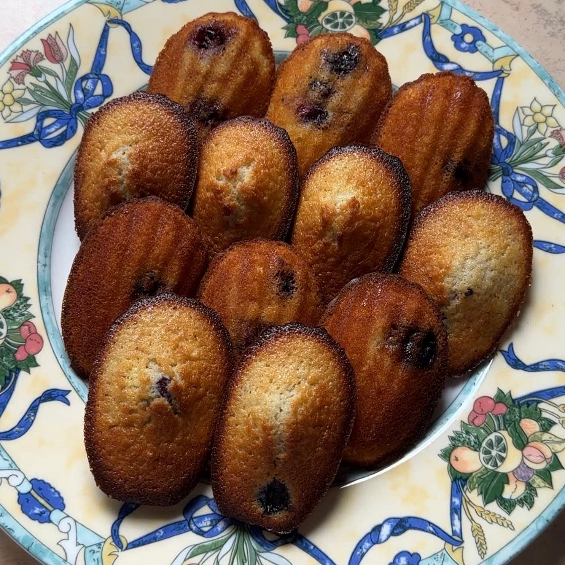 Blueberry madeleines 🫐