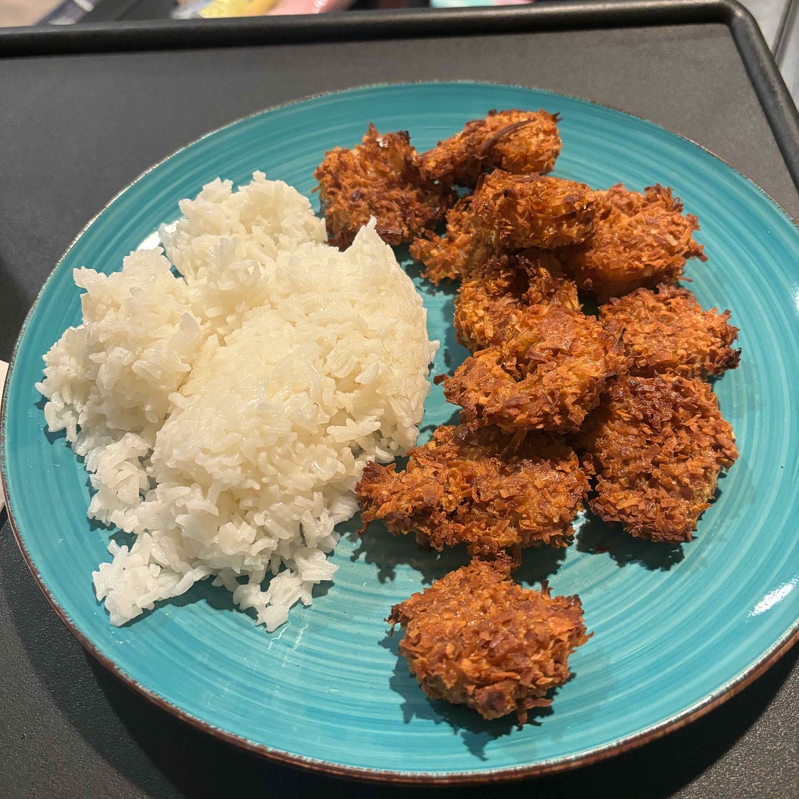 Crispy Gluten-Free Coconut Shrimp (Baked or Air Fryer)