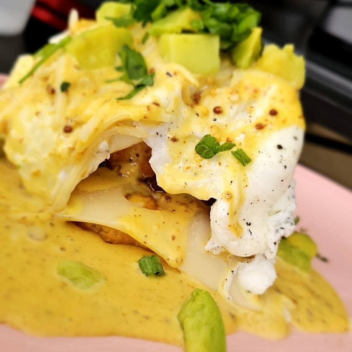 Hollandaise Sauce (Easy & No-Fail)