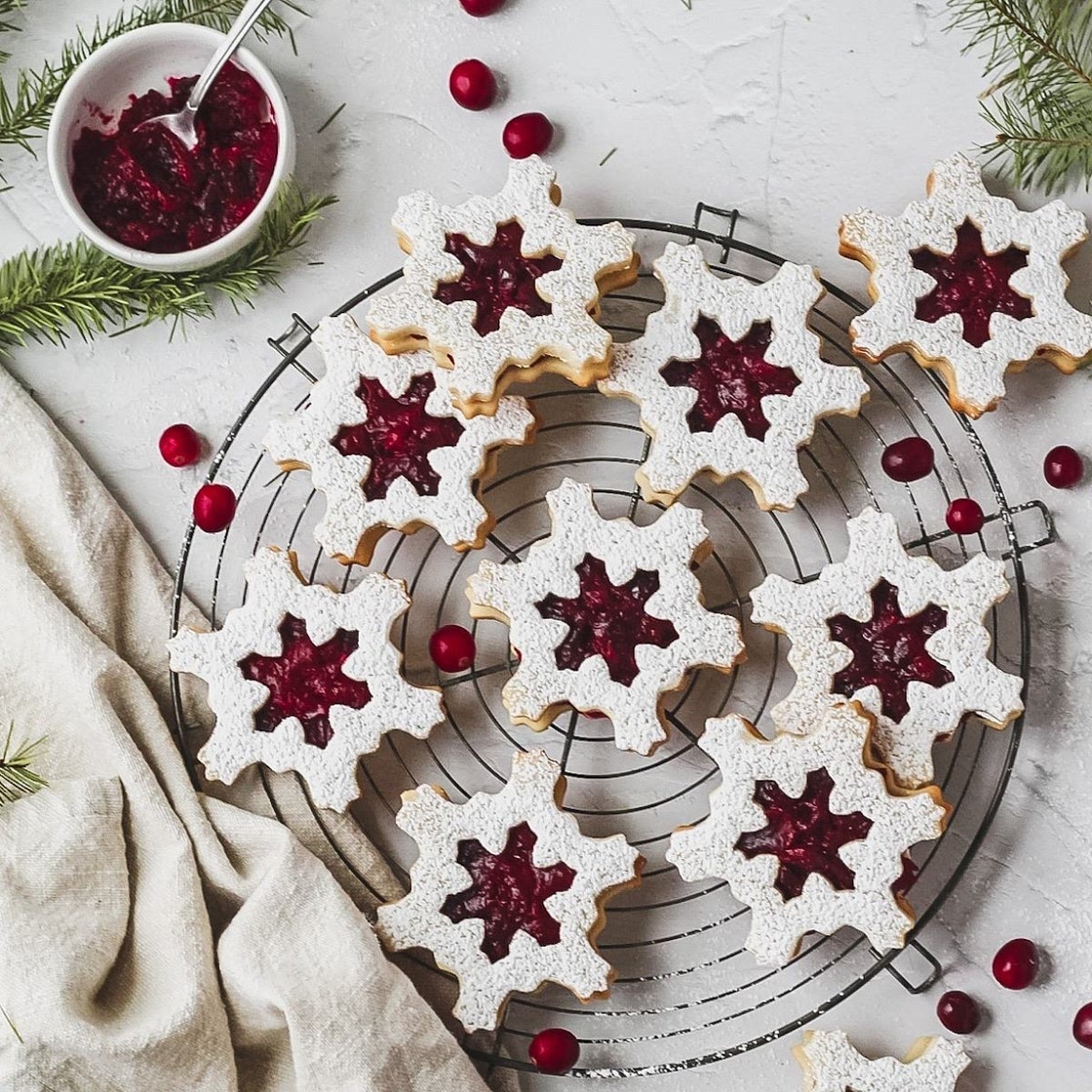 Cranberry Linzer Cookies