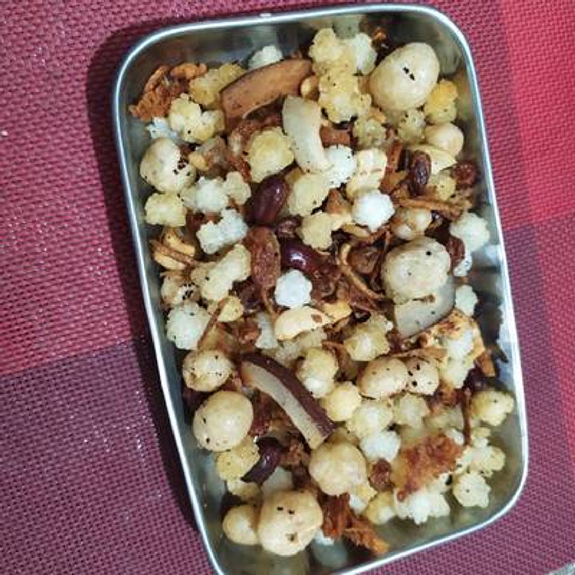 उपवास की नमकीन (Upwas ki namkeen recipe in Hindi)