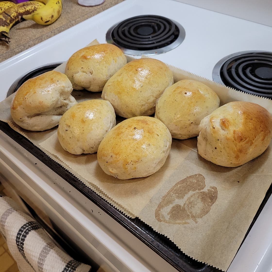 Savoury sandwich rolls (egg-free) bread machine